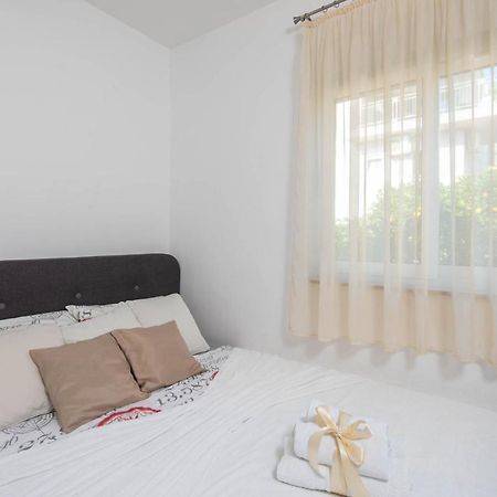 Apartments Lenka Orebić Zewnętrze zdjęcie