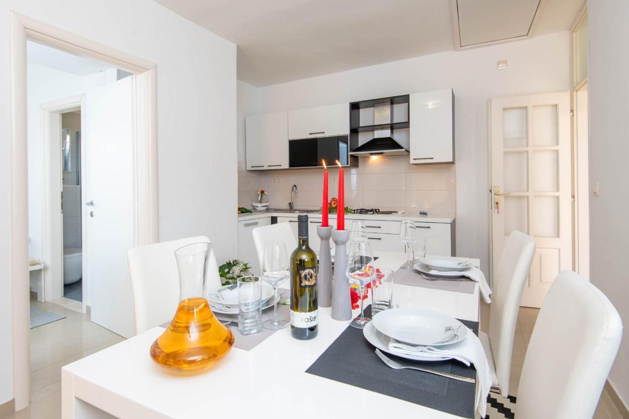 Apartments Lenka Orebić Zewnętrze zdjęcie